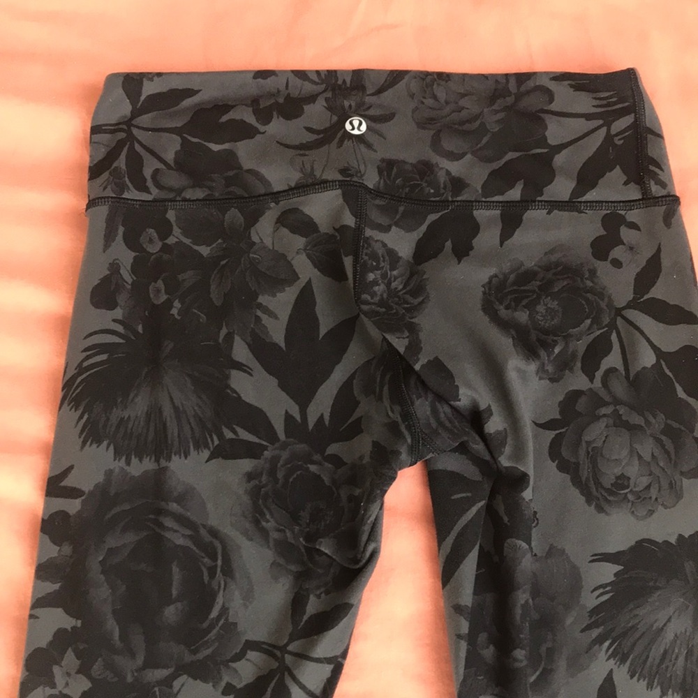 Lululemon tights